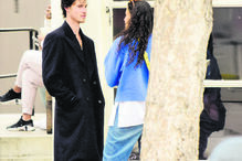 Abraço entre os dois cantores fez soar alguns alarmes 