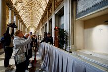 Imagem VATICAN_POPE_70922--28402.JPG (24700507) (Milenium)