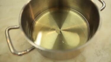 Óleo alimentar usado transformado em biocombustível? Sim, é possível  