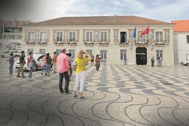 Hospital privado em Cascais só paga 11 mil euros de renda