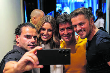 Mickael com o pai, Bianca Barros e Pedro Medeiros