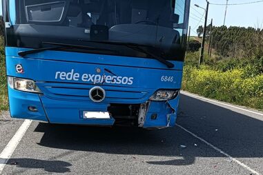 Colisão provoca dois feridos na EN 120-1 no concelho de Sines