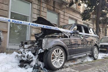 Três carros incendiados durante a madrugada em Braga