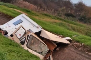 Três feridos em despiste de autocaravana perto de Elvas
