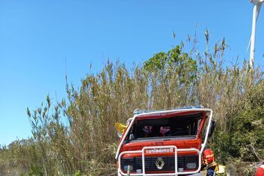 Viatura de combate a fogos da corporação de Algueirão-Mem Martins, Sintra, envolvida no acidente