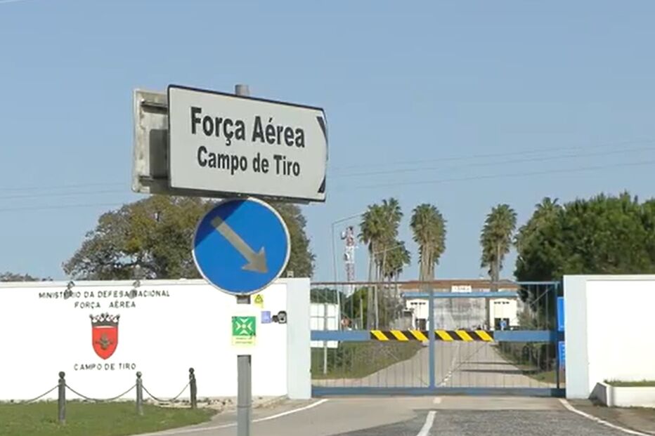 Explosão mata trabalhador que cortava pinheiros no Campo de Tiro de Alcochete