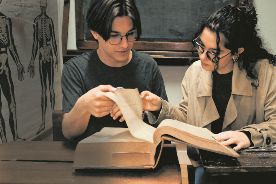 Médias sobem mas há menos escolas com positiva