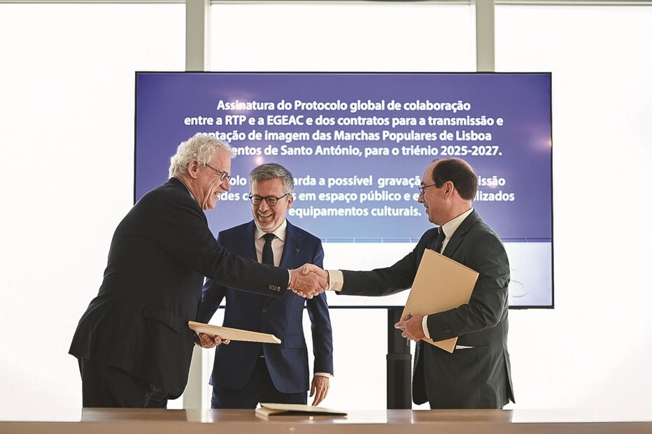 Imagem P36-ABERTURA_ACRESCENTAR_FUNDO_LATERAL_E_EM_BAIXO.jpg (24482513) (Milenium)