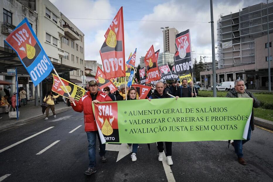 Manifestação da CGTP no Porto reuniu mais de dois mil trabalhadores