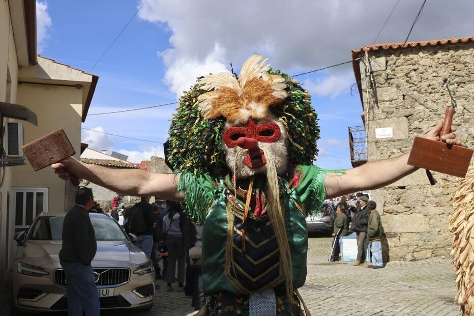 Mascarados invadiram Bemposta