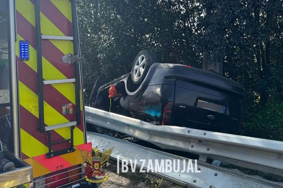 Um morto e um ferido em despiste seguido de capotamento em Loures