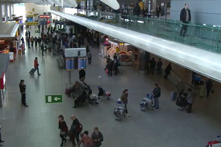 Três detidos no Aeroporto de Lisboa por tráfico de droga que vinha da América Latina