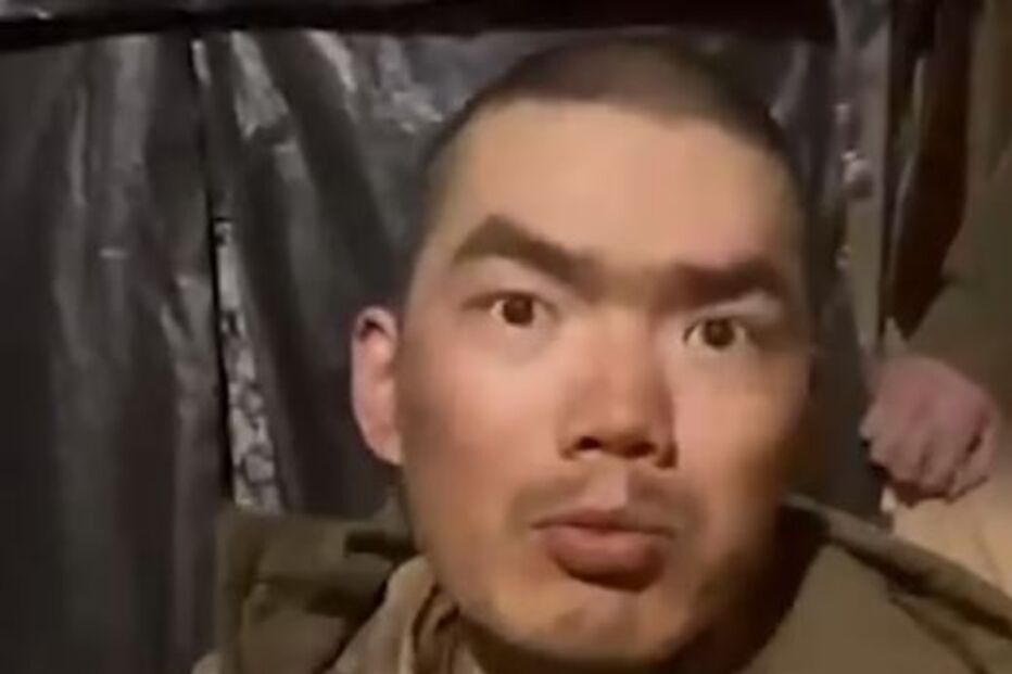 Um dos dois chineses capturados pelas forças ucranianas na região de Donetsk