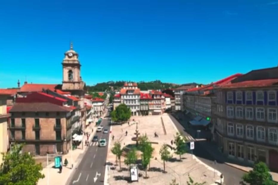 Tribunal de Guimarães decide entregar a criança ao pai mas os juízes da Relação reverteram a situação