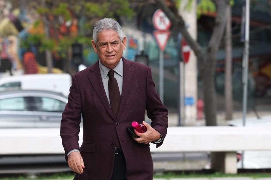 O ex-presidente do SL Benfica, Luís Filipe Vieira, à chegada para o início do julgamento do processo 