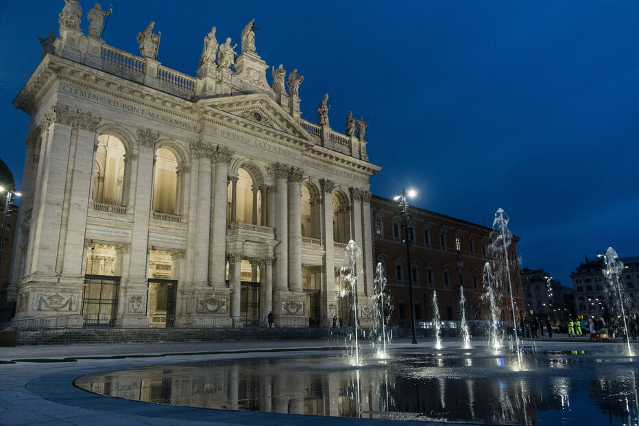 Basílica de São João Latrão, em Roma onde está sepultado Alexandre III