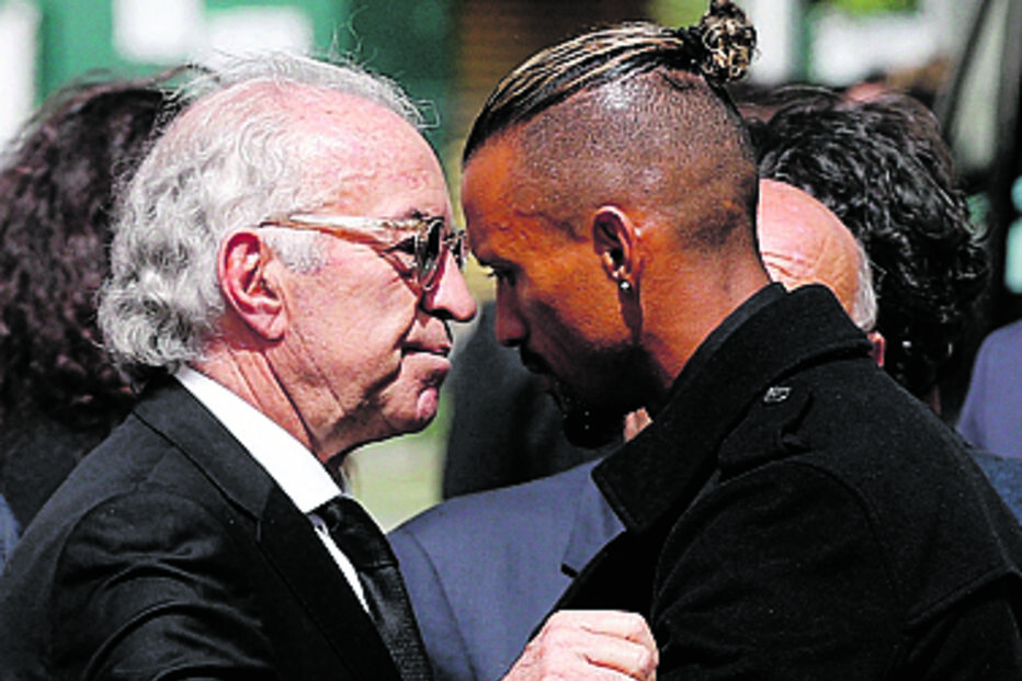 Carlos, irmão de Aurélio, com Nani