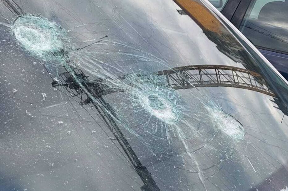 Homem ataca esquadra de Braga à pedrada e esfaqueia polícia que o tentou impedir