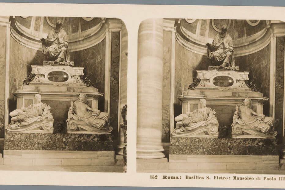 Túmulo de Paulo II na Basílica de São Pedro 