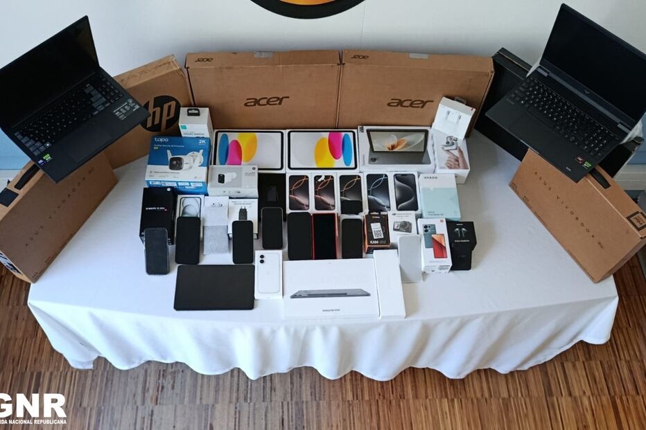 Material apreendido pela GNR nas buscas