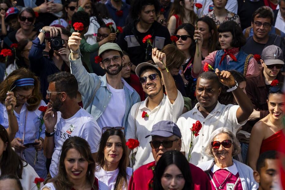Desfile dos 51 anos do 25 de Abril na Avenida da Liberdade, em Lisboa