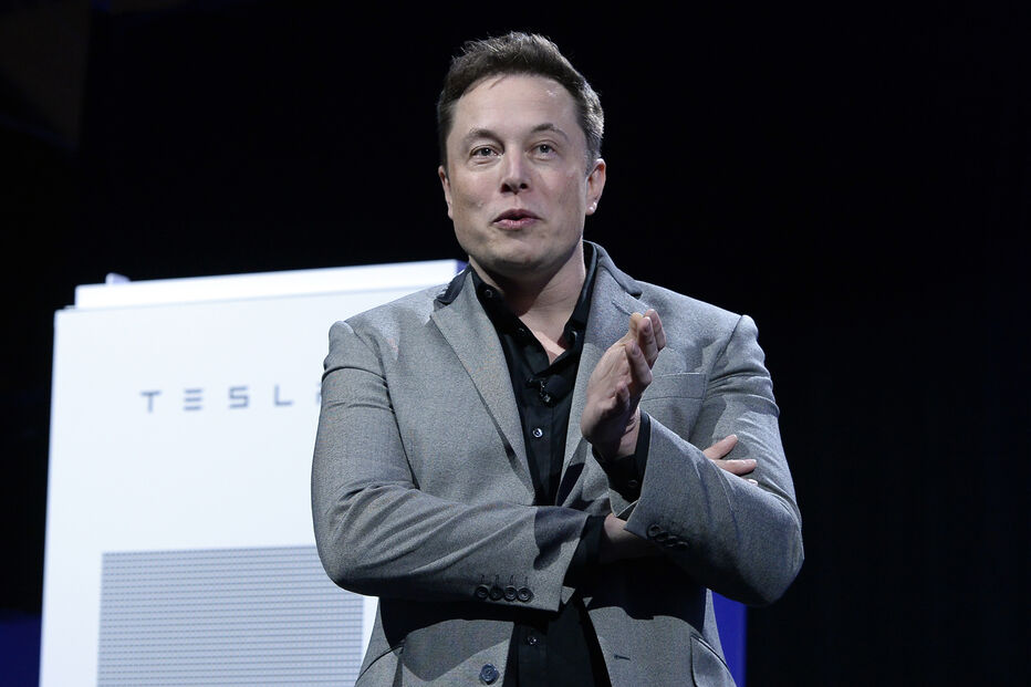 Imagem ELONMUSKLOSEBILLIONS-EM-471769866.JPG (24687338) (Milenium)