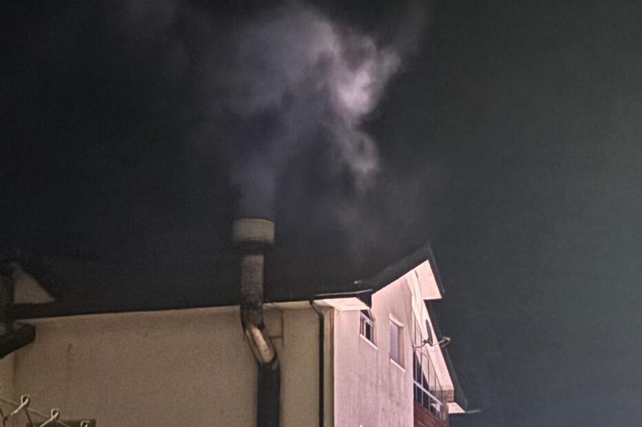 Incêndio deflagra em habitação em Oliveira de Azeméis