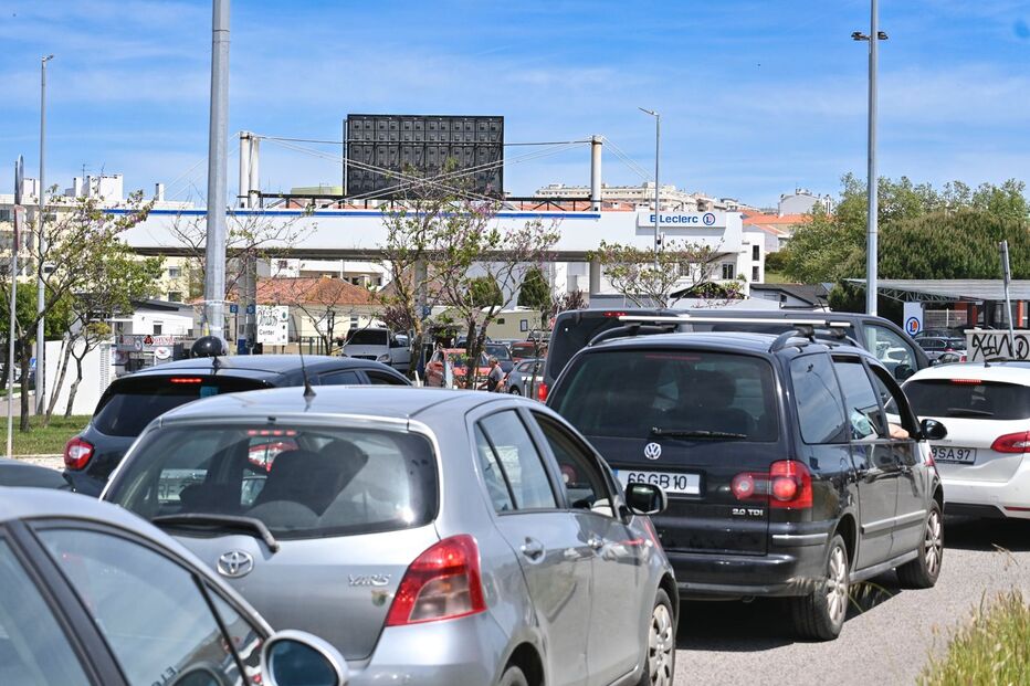 Apenas um posto de combustível funcionou nas Caldas da Rainha