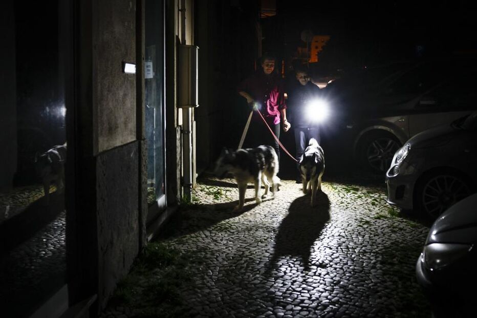 Campo de Ourique 'às escuras' após apagão em Portugal 