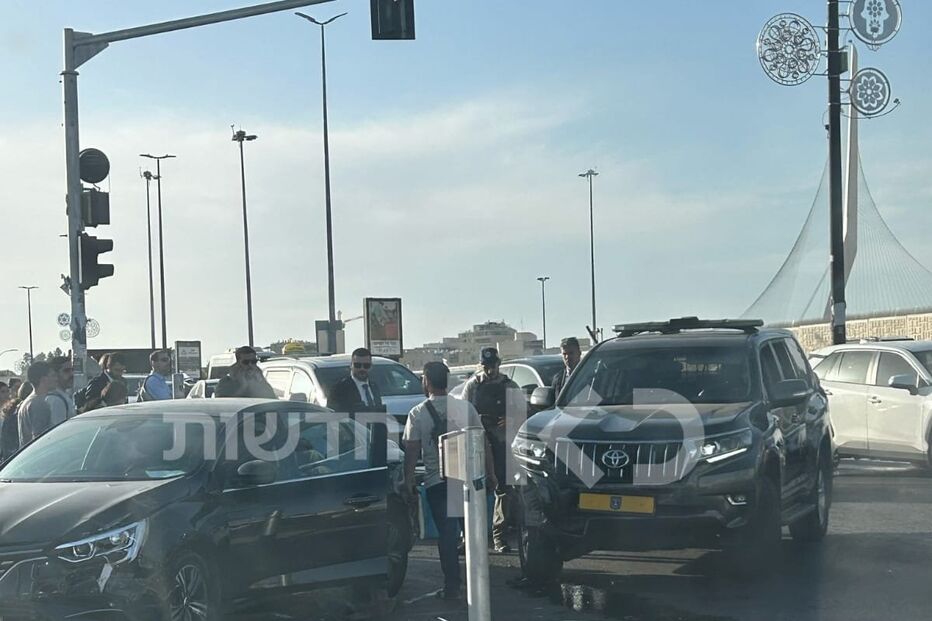 Caravana de Netanyahu envolvida em acidente em Jerusalém