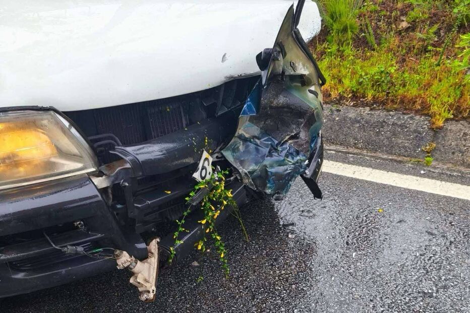 Dois feridos em colisão na EN 108 em Gondomar