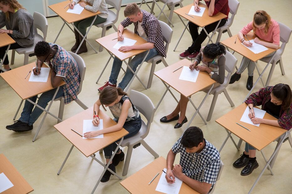 Escola, exames, alunos, aulas xxx