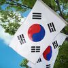 <![CDATA[ Trabalhadores cinquentenários pela primeira vez mais numerosos que jovens na Coreia do Sul ]]>