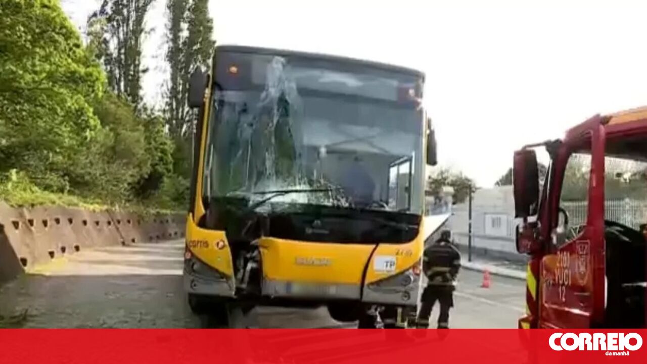 Ten Injured in Bus Accident in Lisbon: Shocking Details Revealed