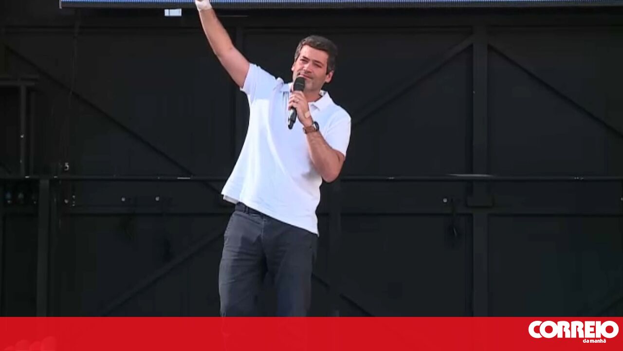 André Ventura Defies Medical Advice to Join Chega's Final Campaign Rally in Lisbon