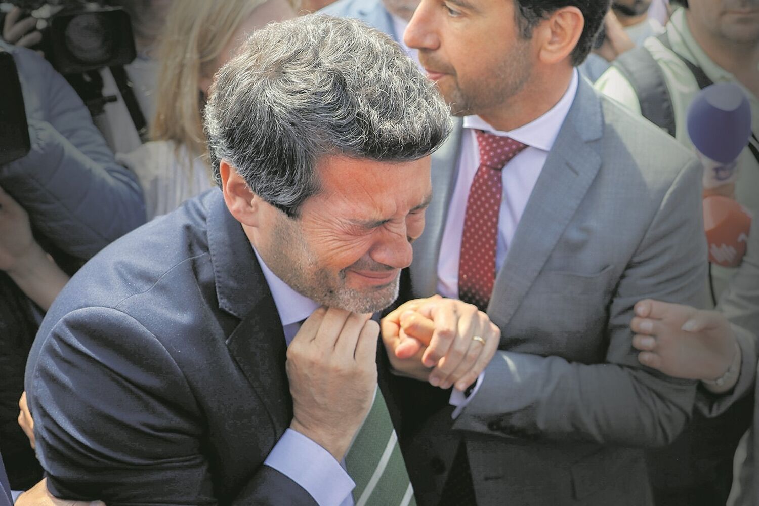 Novo susto: Dor no peito volta a atacar André Ventura - Política - Correio  da Manhã