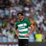 Trincão assume nova namorada em dia de festa