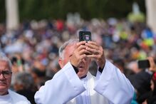 Manhã de 13 de maio no Santuário de Fátima  