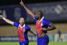 Alverca vence Portimonense por 2-1