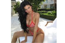 kyliejenner_1747503673_3634646709005094321_12281817.jpg