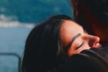 Adriana Costa emocionada