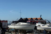 Incêndio deflagra em casas de madeira do clube de vela da Murtosa