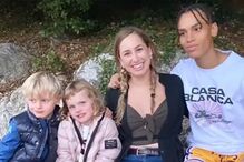 Alexandre Grimaldi com os três irmãos