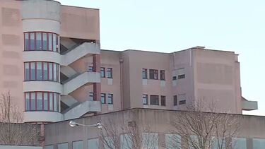 Libertado casal que espancou agente da PSP na urgência do Hospital Amadora-Sintra