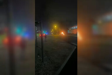 Carro elétrico arde em parque de estacionamento na Portela de Sintra