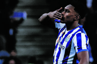 Samu (21 anos) foi um dos destaques da época dos dragões