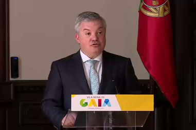 Presidente da Câmara de Gaia condenado a perda de mandato deixa autarquia em junho 