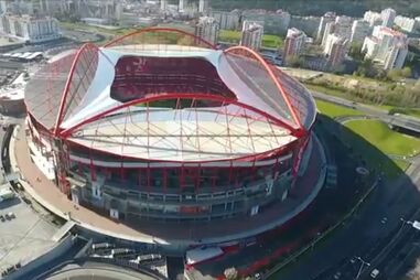 Juiz responsabiliza Ministério Público pelo fracasso das buscas ao Benfica e escutas no caso dos “emails”