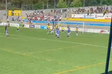 Grade de bancada cede e deixa várias pessoas feridas em jogo de futebol em Várzea do Douro 2