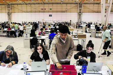 Chega lidera nos votos da Europa e deixa PS mais perto do 3.º lugar